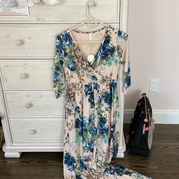 NWT Pink Blush Maternity floral sash dress - Picture 2 of 2